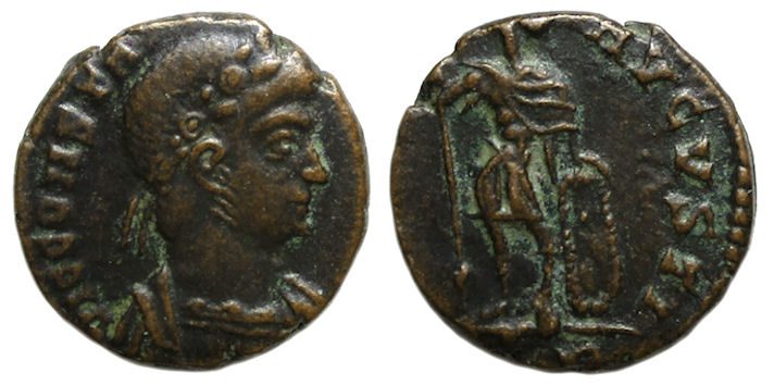 Constantine II Ae4 : VIRTVS AVGVSTI
