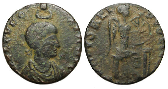 Aelia Eudoxia Ae : Victory inscribing Christogram