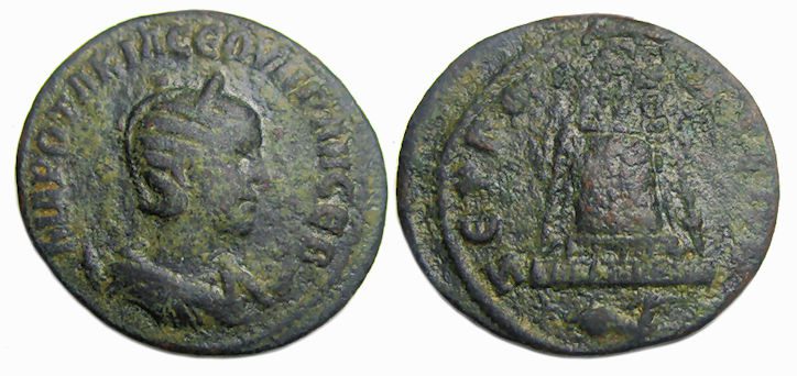 Otacilia Severa Ae : Zeugma Commagene : Temple and Capricorn