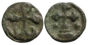 Romanus II Ae : Monogram / Cross Floriate on Steps